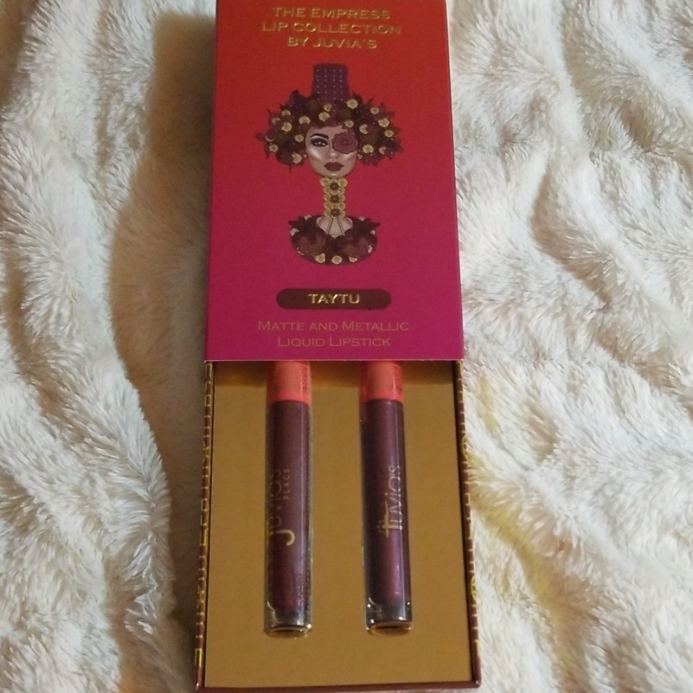 Juvia's Place, Taytu liquid lip duo